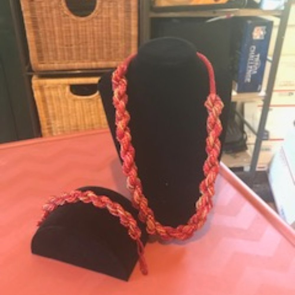 Himalayan gems seed bead necklace and bracelet